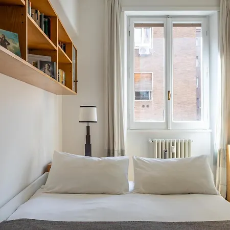 Bright And Spacious Flat In The Hearth Of *