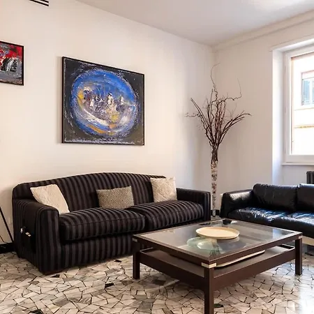 Appartement Bright And Spacious Flat In The Hearth Of