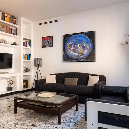 Lejlighed Bright And Spacious Flat In The Hearth Of